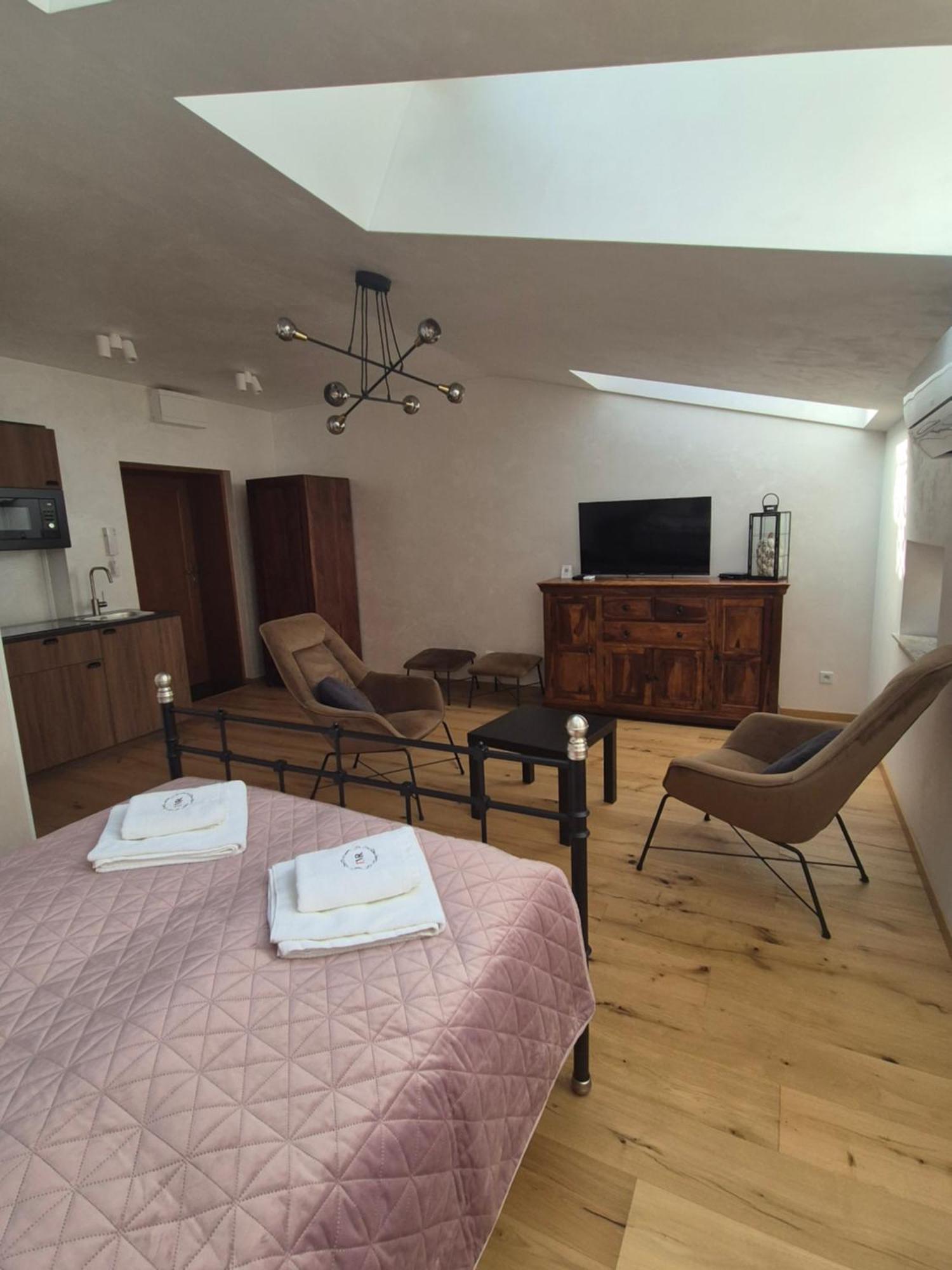 Aparthotel Miodowa 25 크라쿠프 외부 사진