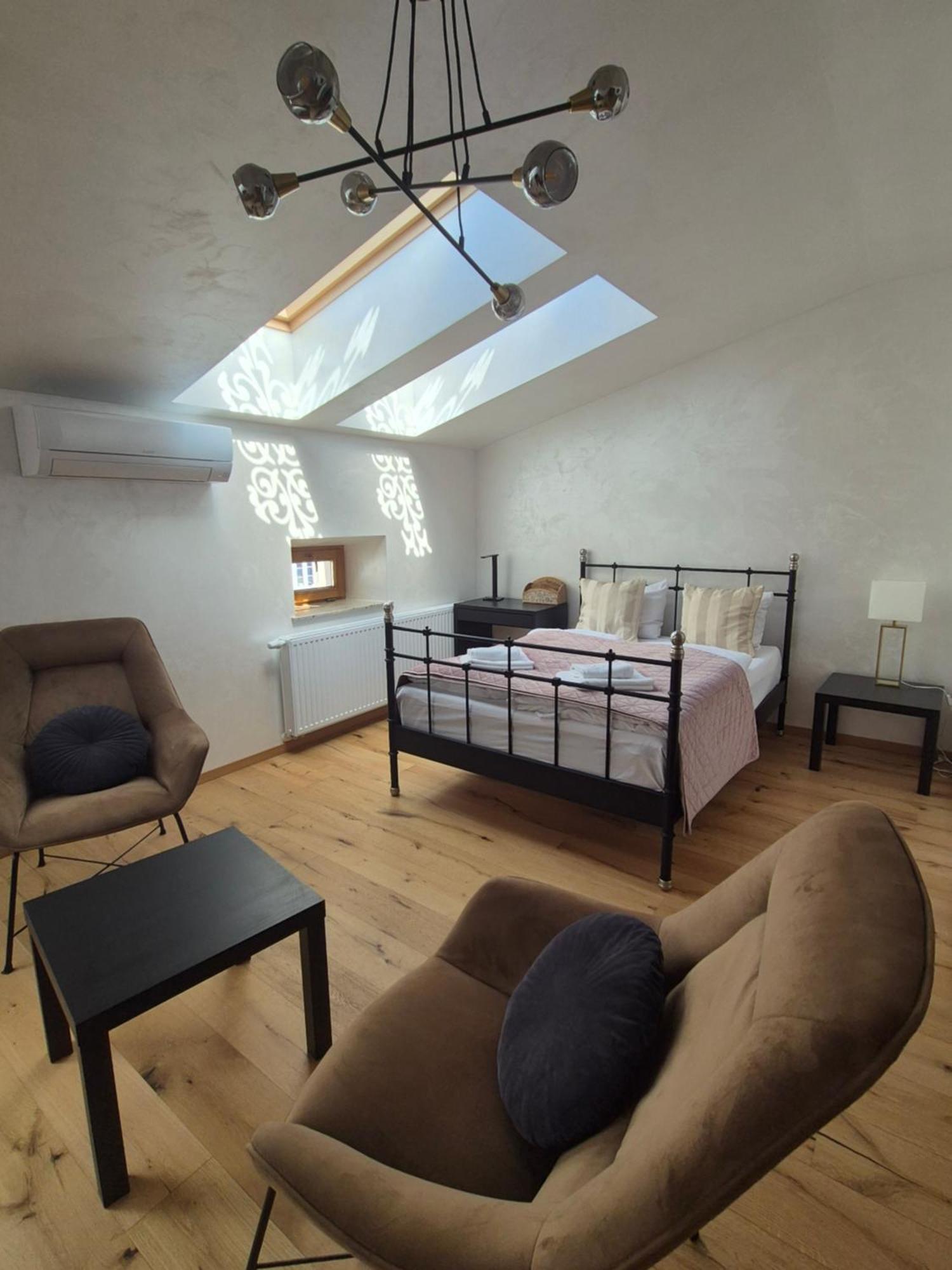 Aparthotel Miodowa 25 크라쿠프 외부 사진